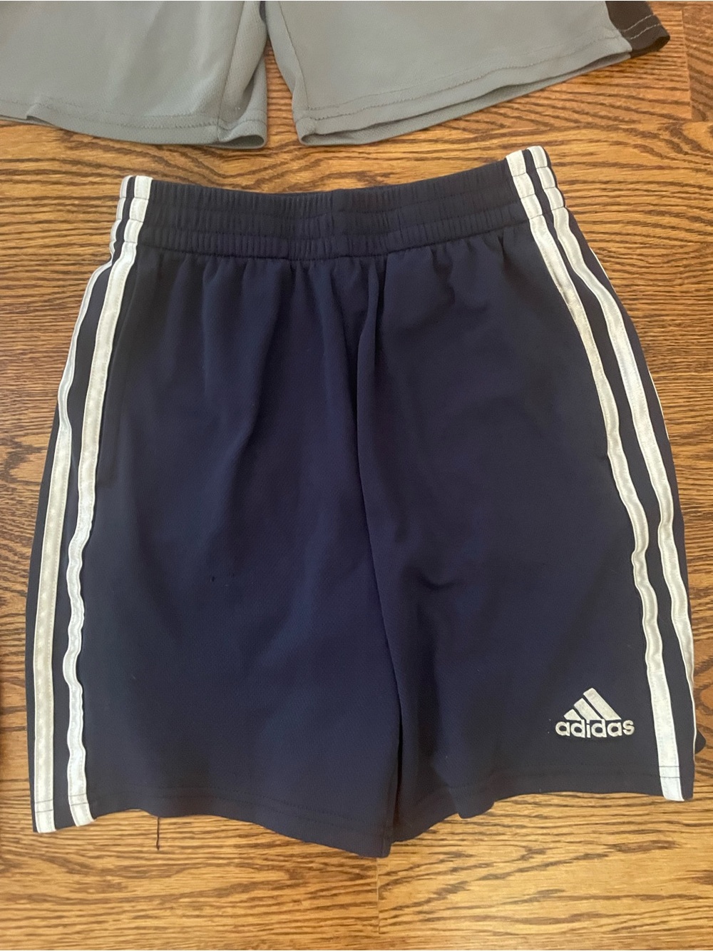 Bundle of boys medium athletic shorts. Various brands. - Picture 7 of 7